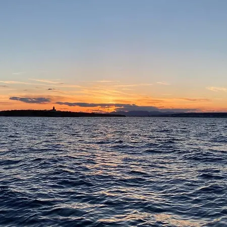 住宿加早餐酒店 Iaia Carmen 泰拜尔盖