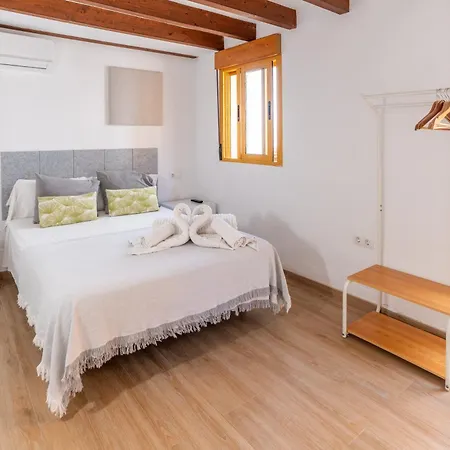 فندق مبيت وإفطار Iaia Carmen 3*